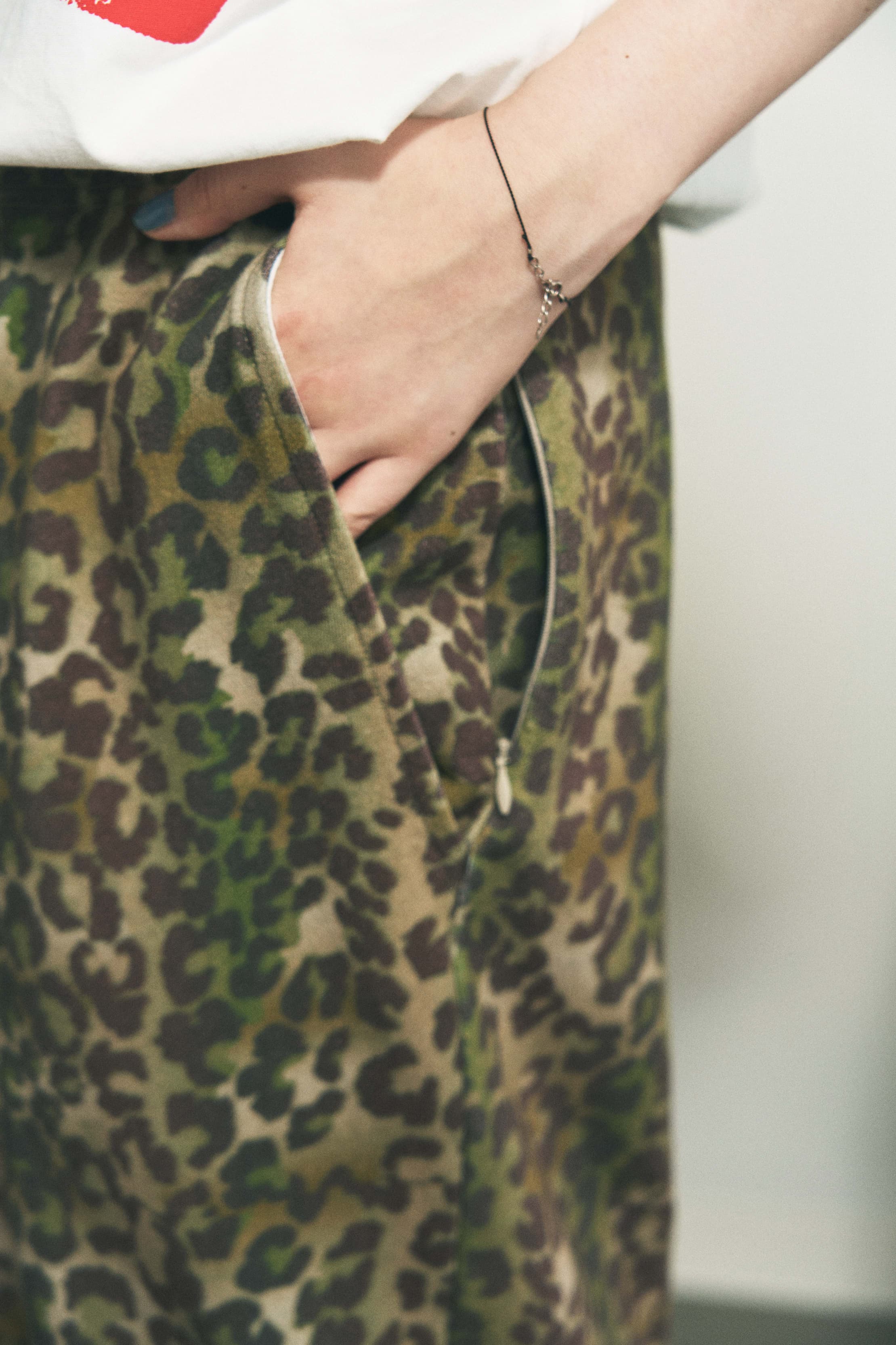 CONVERTIBLE SWEATPANTS LEOPARD - Image 4