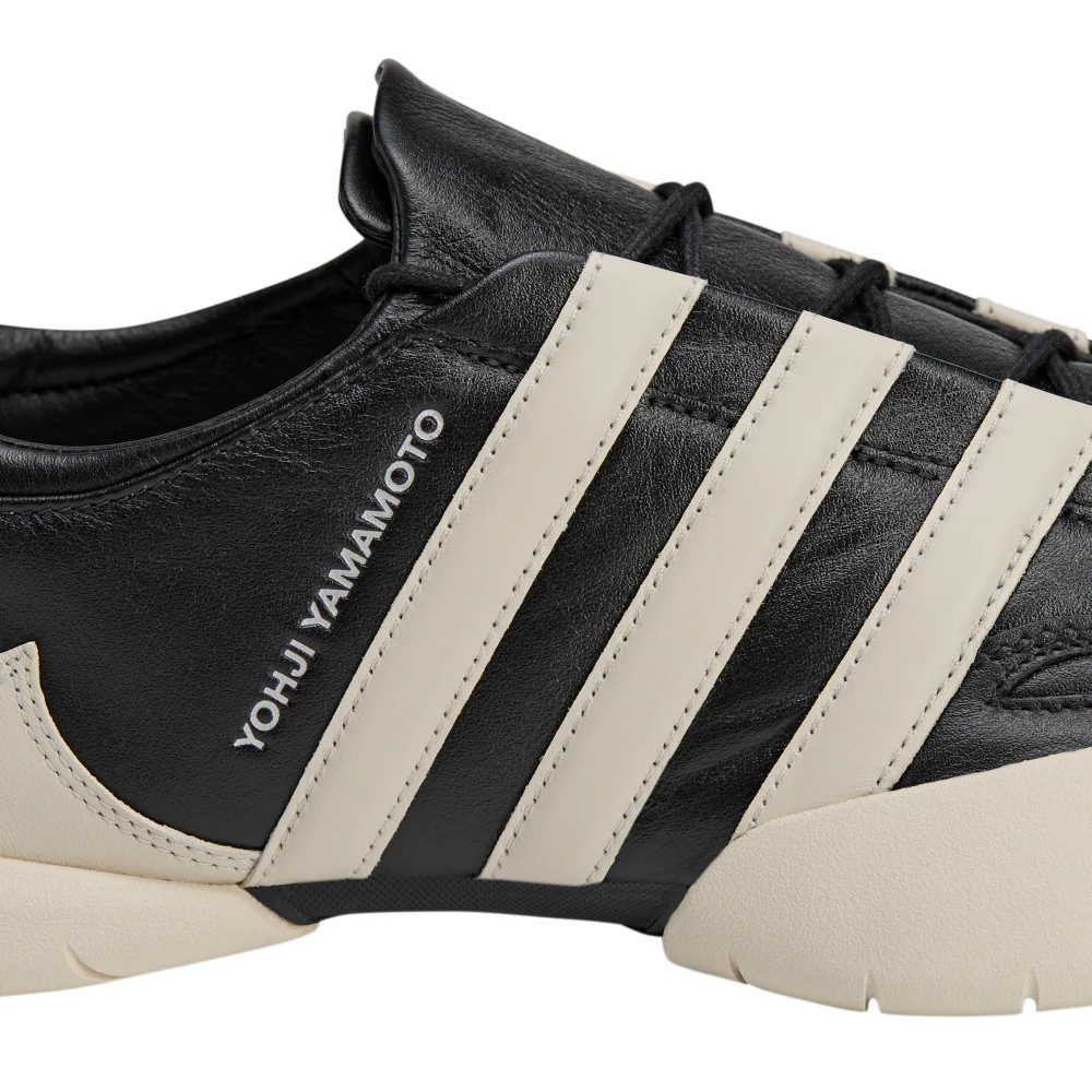 Y-3 REGU 2002 BLACK - Image 5